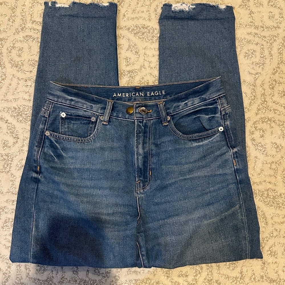 American Eagle Outfitters Women's Cropped Blue Jeans